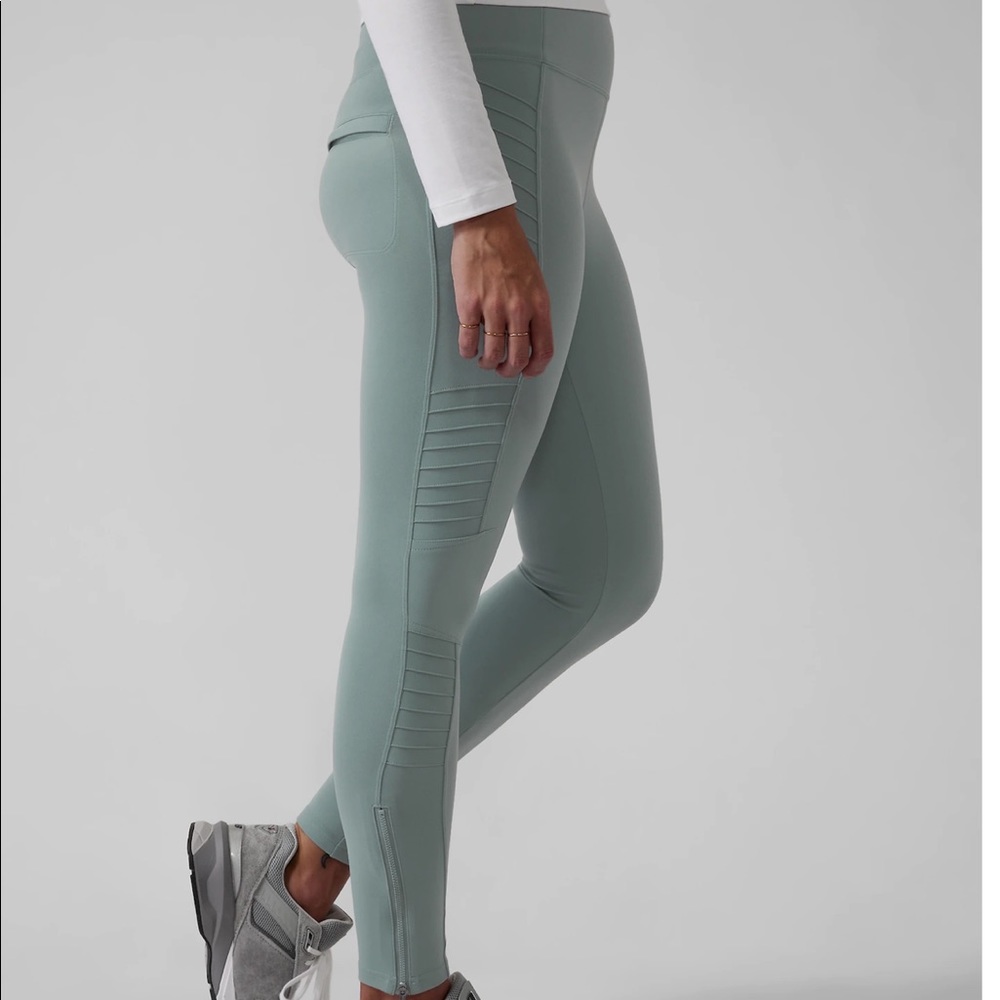 NWOT ATHLETA DELANCEY MOTO TIGHT.